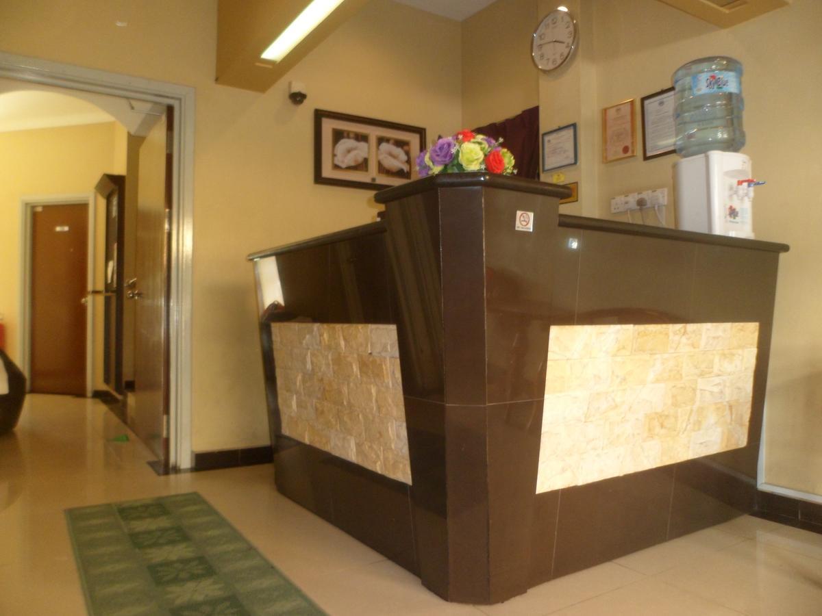 Perdana Hotel Labuan Luaran gambar