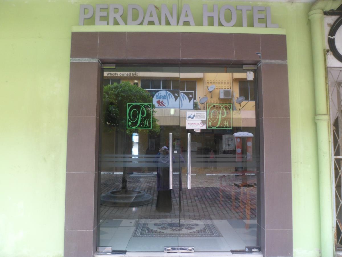 Perdana Hotel Labuan Luaran gambar
