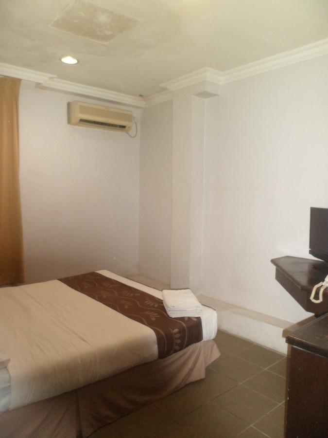 Perdana Hotel Labuan Luaran gambar