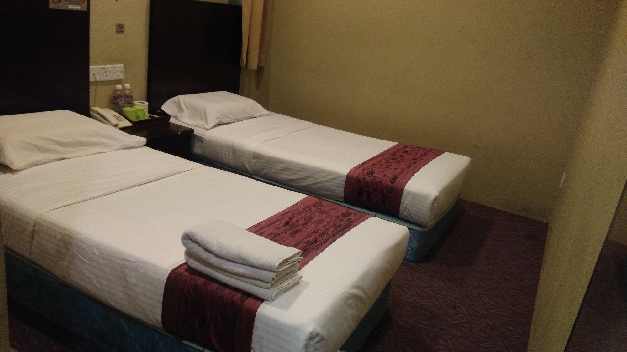 Perdana Hotel Labuan Luaran gambar